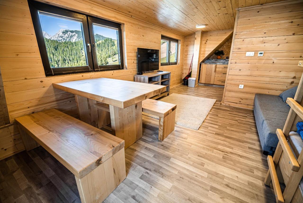 Apartments Zvoh, Krvavec, Ski-In, Ski-Out Cerklje na Gorenjskem Exteriör bild