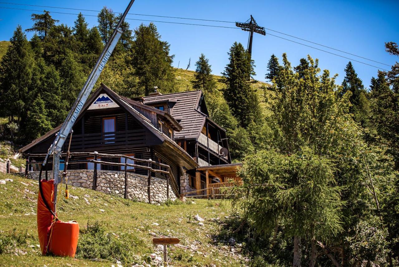 Apartments Zvoh, Krvavec, Ski-In, Ski-Out Cerklje na Gorenjskem Exteriör bild