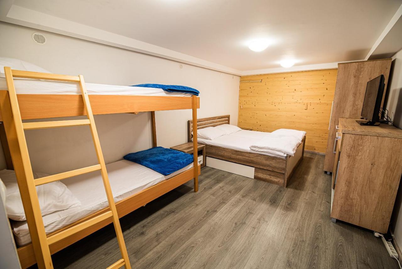 Apartments Zvoh, Krvavec, Ski-In, Ski-Out Cerklje na Gorenjskem Exteriör bild
