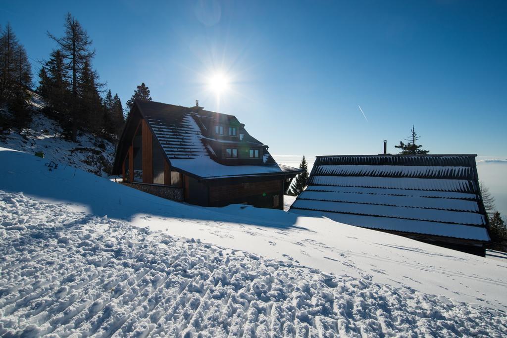 Apartments Zvoh, Krvavec, Ski-In, Ski-Out Cerklje na Gorenjskem Exteriör bild
